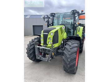 CLAAS Arion 440 Traktor