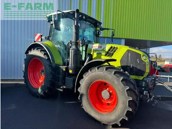 CLAAS Arion 630 Traktor