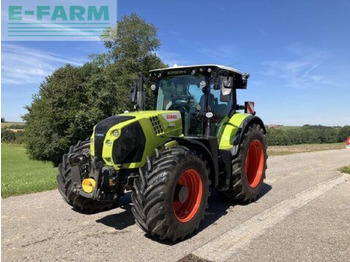 CLAAS Arion 660 Traktor
