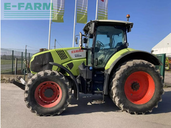 CLAAS Axion 830 Traktor