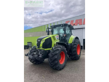 CLAAS Axion 830 Traktor