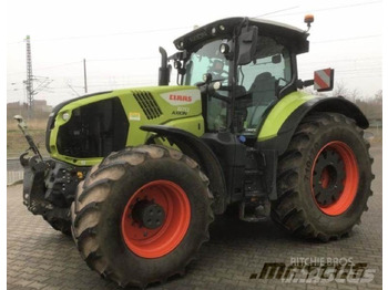 CLAAS Axion 870 Traktor