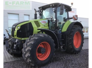 CLAAS Axion 870 Traktor