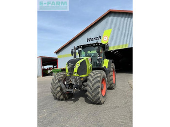 CLAAS Axion 870 Traktor