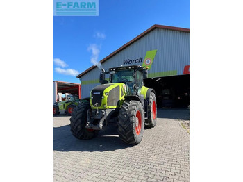 CLAAS Axion 930 Traktor