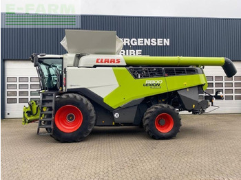CLAAS Lexion Mähdrescher