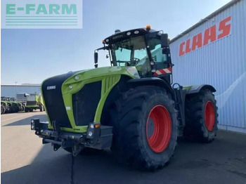 CLAAS Xerion 5000 Traktor