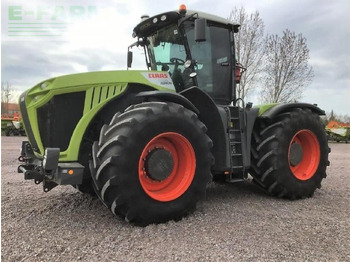 CLAAS Xerion 5000 Traktor