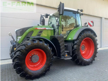 FENDT 718 Vario Traktor