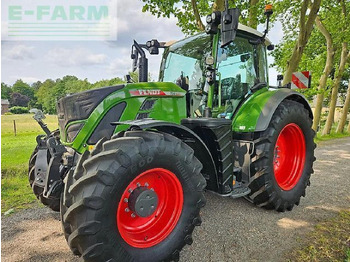 FENDT 718 Vario Traktor