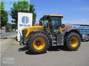 JCB Fastrac 4220 Traktor