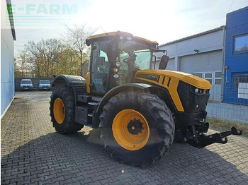 JCB Fastrac 4220 Traktor