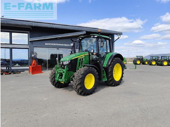 JOHN DEERE 6100M Traktor