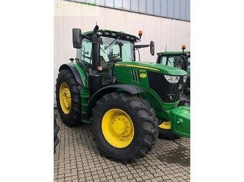 JOHN DEERE 6215R Traktor