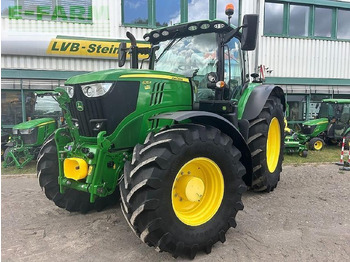 JOHN DEERE 6215R Traktor