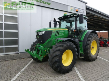 JOHN DEERE 6215R Traktor