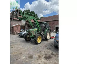 JOHN DEERE 6230 Traktor