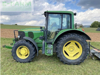 JOHN DEERE 6320 Traktor
