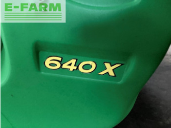 JOHN DEERE Ernteforsatz für Häcksler