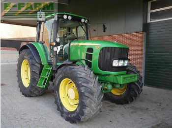 Traktor John Deere 6930 premium autopowr: das Bild 2