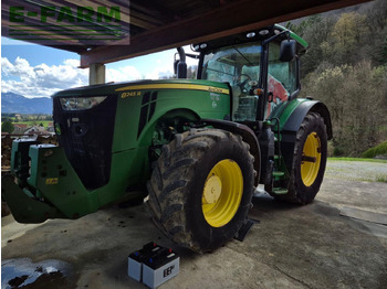 JOHN DEERE 8R Series Traktor