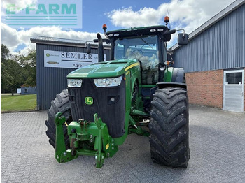 JOHN DEERE Traktor