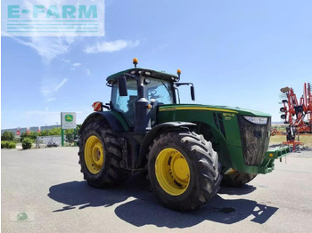 JOHN DEERE 8370R Traktor