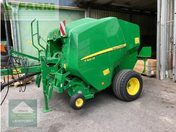 JOHN DEERE Packenpresse