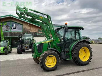 JOHN DEERE Traktor