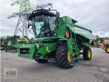 JOHN DEERE T550 Mähdrescher