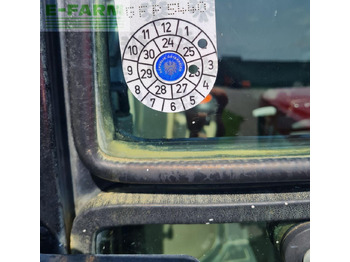 Traktor Massey Ferguson mf 3650 f: das Bild 5