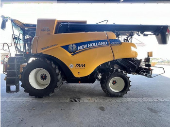 NEW HOLLAND CR series Mähdrescher