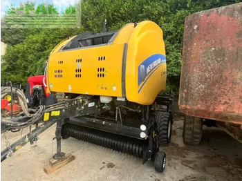 NEW HOLLAND Packenpresse