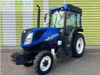 NEW HOLLAND T4 Traktor
