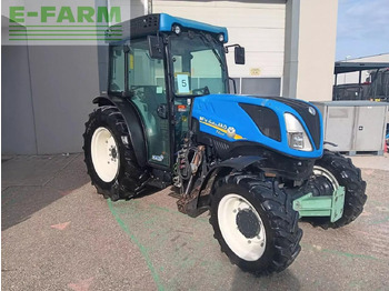 NEW HOLLAND T4 Traktor