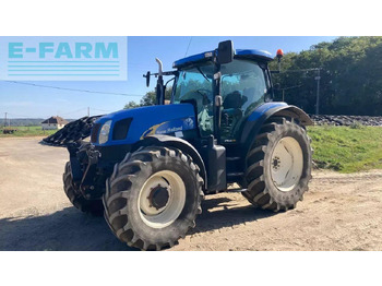 NEW HOLLAND T6070 Traktor