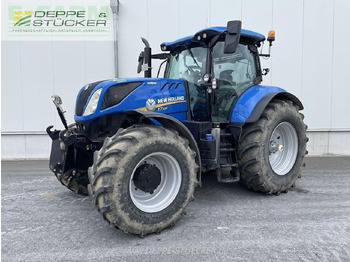 NEW HOLLAND T7.230 Traktor