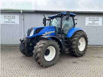NEW HOLLAND T7.230 Traktor