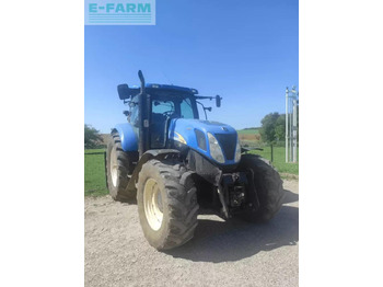 NEW HOLLAND T7050 Traktor