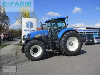 NEW HOLLAND T7050 Traktor