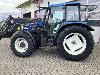 NEW HOLLAND TS Traktor