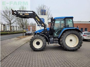 NEW HOLLAND TS Traktor