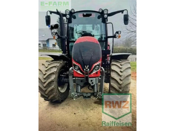 VALTRA A-series Traktor