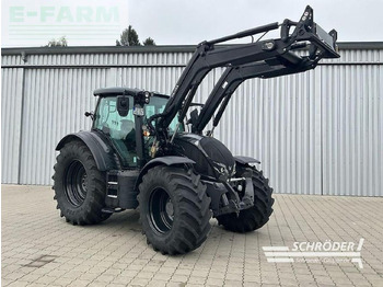 VALTRA N-series Traktor
