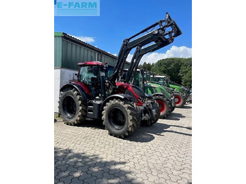 VALTRA N-series Traktor