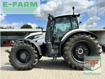 VALTRA T-series Traktor