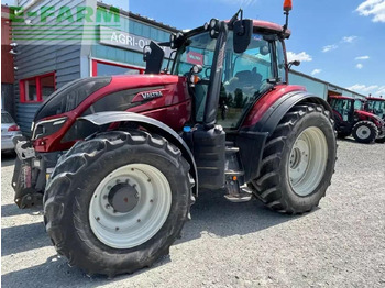 VALTRA T174 Traktor