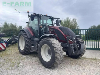 VALTRA T-series Traktor