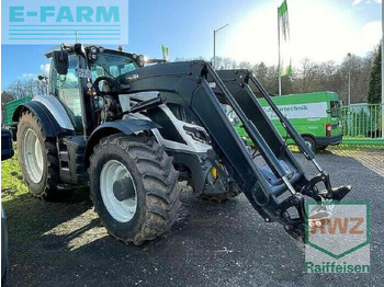 VALTRA T-series Traktor