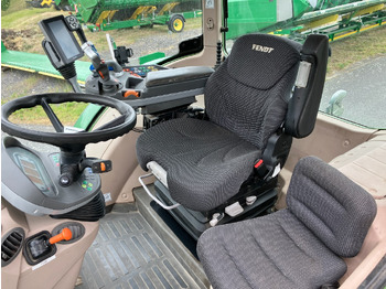 Traktor Fendt 724 PowerPlus mit Frontkraftheber: das Bild 4